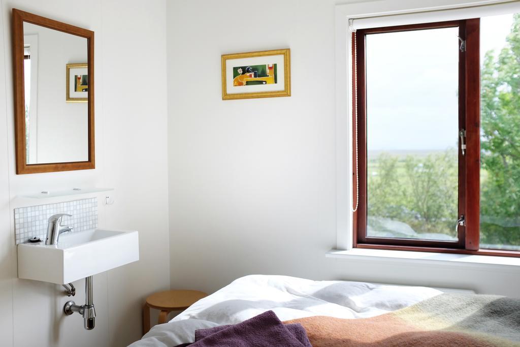Fagrahlid Guesthouse Hvolsvollur Room photo